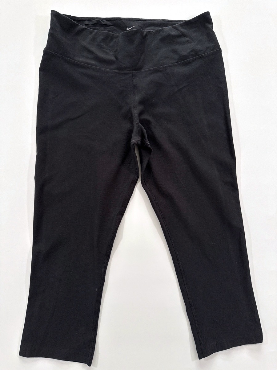 Nike Women's Legend 2.0 Tight Poly Capri Training Black Leggings