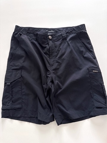 Columbia Men's Utility Cargo Black Shorts