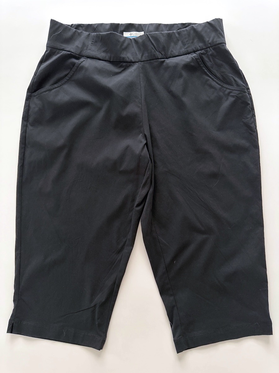 Columbia Women's Anytime Casual Capri Hiking Black Shorts