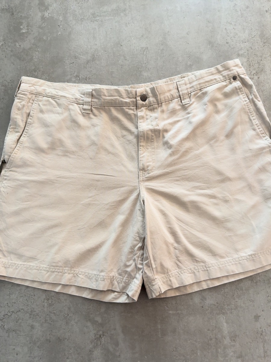 Columbia Men's Beige Shorts