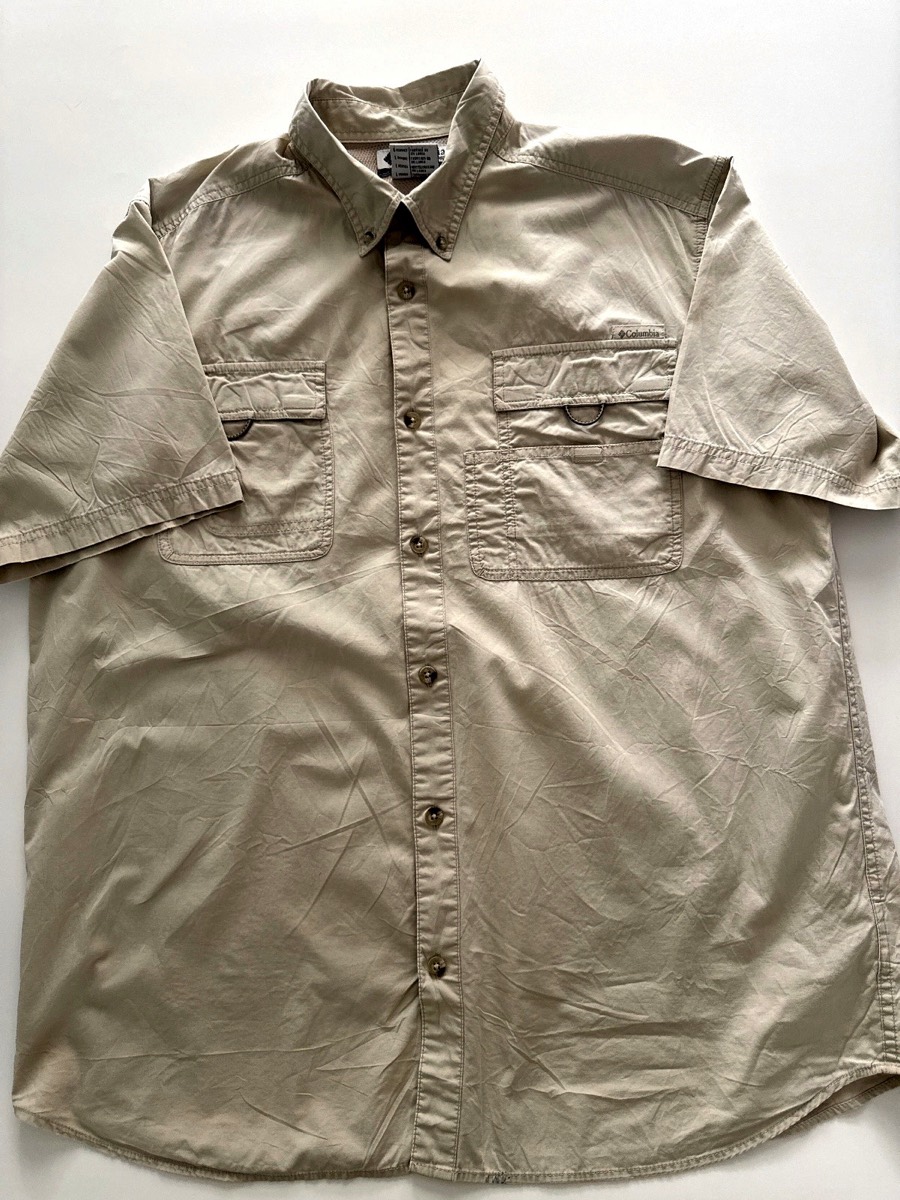 Columbia Men's Beige Short Sleeve Shirt