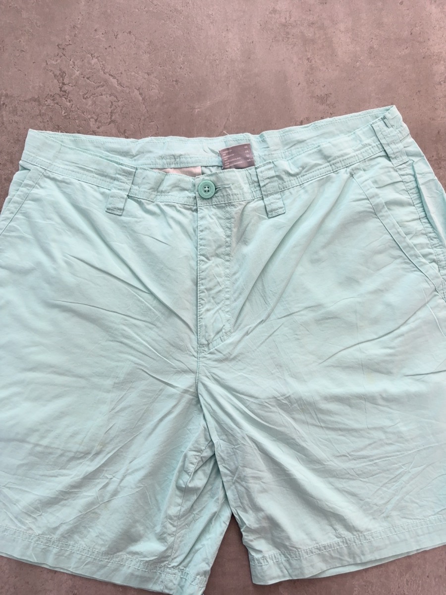 Columbia Men's Green Shorts