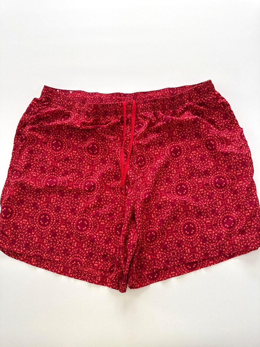 Columbia Men's Red Shorts