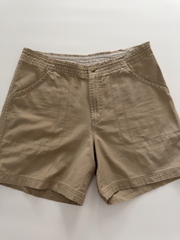 Columbia Beige Shorts